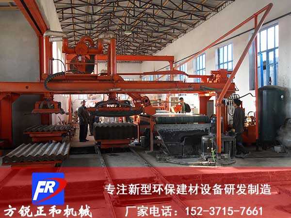 濟南石棉瓦機客戶現(xiàn)場